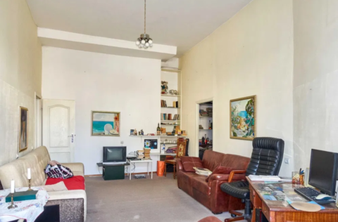 Living room in pre-revolutionary apartment | Tarasivska 16, Kyiv