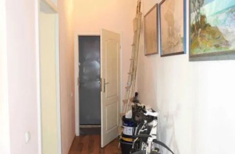 Corridor in pre-revolutionary apartment | Tarasivska 16, Kyiv
