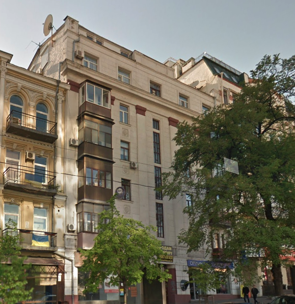 Facade of 4-room apartment for sale in Kyiv, Pecherskyi District