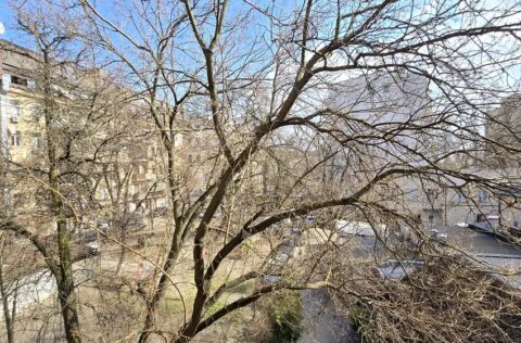 City view from balcony in apartment for sale in Kyiv, Yaroslaviv Val 19, historic centre surroundings