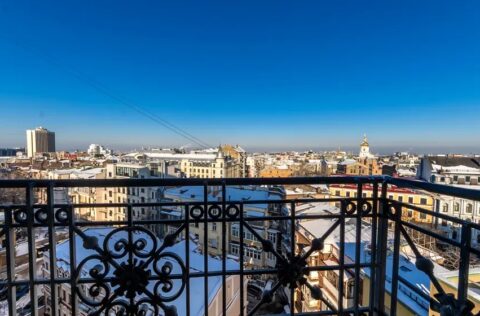 panoramic view from window apartment for sale in Kyiv, Shevchenkivskyi district, Ivana Franka St 4-B overlooking Saint Sophia Cathedral and historic skyline;