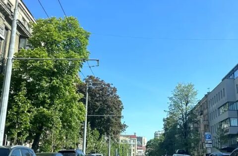 Renovated Pyrohova Street view near Golden Gate apartment for sale in Kyiv city centre