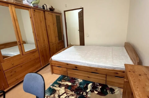 Bright bedroom in apartment for sale in Kyiv, Shevchenkivskyi district, Yevhena Chykalenka Street 12, historic center luxury property