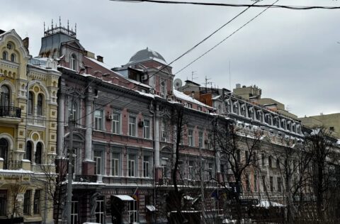 Facade of pre-revolutionary building apartment for sale in Kyiv, Volodymyrska St 45, Shevchenkivskyi District