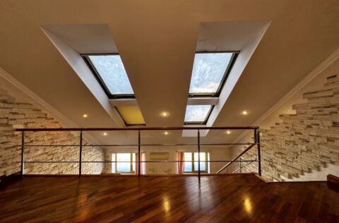 Relaxation lounge area in apartment for sale in Kyiv, Volodymyrska St 45, Shevchenkivskyi District