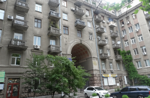 stalinka building facade apartment for sale in Kyiv, Pyrohova St 2, Shevchenkivskyi district