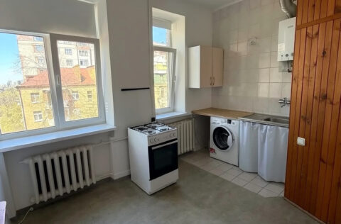 separate kitchen with gas stove in apartment for sale in Kyiv, Pyrohova St 2, Shevchenkivskyi district