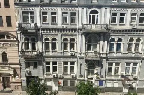 Panoramic street view from apartment for sale in Kyiv, Yevhena Chykalenka St., 25 in historic city centre