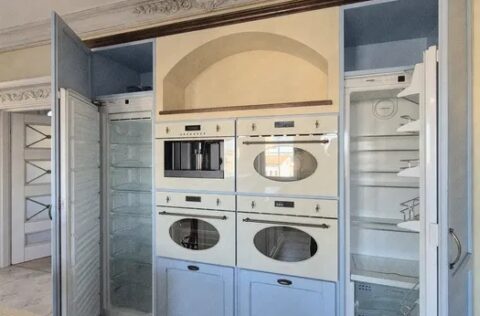 Designer kitchen in apartment for sale in Kyiv, Olesia Honchara St, 35, Shevchenkivskyi district