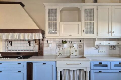 Designer kitchen in apartment for sale in Kyiv, Olesia Honchara St, 35, Shevchenkivskyi district