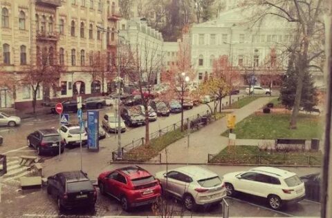 park and theatre view from apartment for sale in Kyiv, Bohdana Stupky St 3