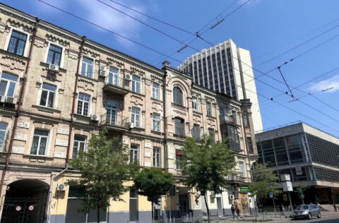 Pre-revolutionary brick facade of historic building at Sichovykh Striltsiv 10, Lvivska Square, Kyiv apartment for sale in Kyiv