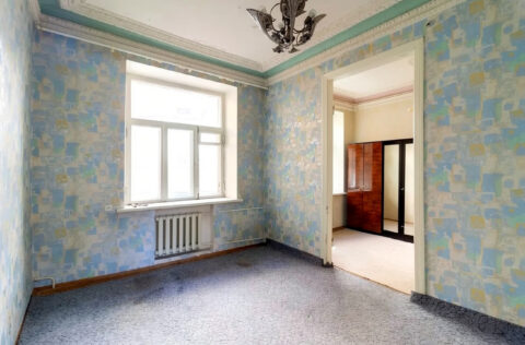 apartment for sale in Kyiv Mykhailivskyi Lane 7 Shevchenkivskyi district renovation condition 4 room flat Old Kyiv centre