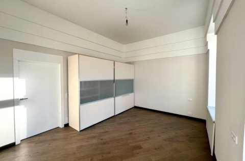 Bedroom in apartment for sale in Kyiv, Reitarska St 28, Shevchenkivskyi district, historical building interior