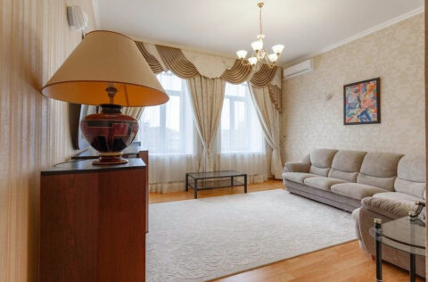 living room apartment for sale in Kyiv Tarasivska Street 6A Shevchenkivskyi district high ceilings 4m historic building