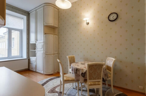 kitchen apartment for sale Kyiv Tarasivska 6A fully equipped modern kitchen historic building
