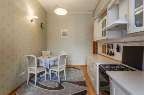 kitchen apartment for sale Kyiv Tarasivska 6A fully equipped modern kitchen historic building