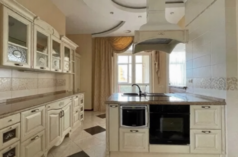 Modern kitchen in apartment for sale in Kyiv, Liuteranska St 10a, Pecherskyi district, premium new building interior