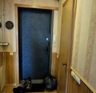 Vestor.Estate hallway at Liuteranska 11b pre-revolutionary Kyiv real estate