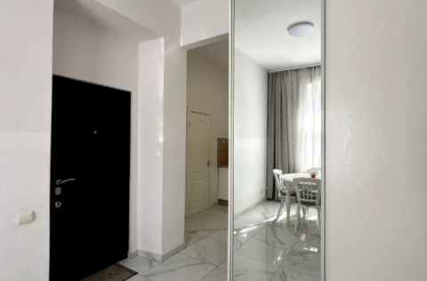 Corridor in a renovated pre-revolutionary apartment on Antonovycha Street 17b, Kyiv