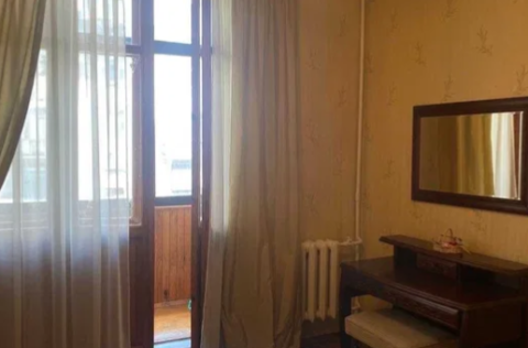 Vestor.Estate bedroom at Mykilsko-Botanichna 17/19 stalinka Kyiv real estate