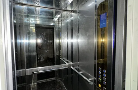 Modern elevator in a Stalinka building on Khreshchatyk Street, Kyiv