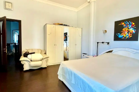 Bedroom in an apartment on Antonovycha Street 23, Kyiv