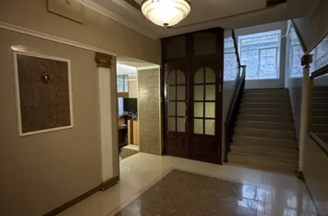 Entrance hall of a Stalinka building on Khreshchatyk Street, Kyiv