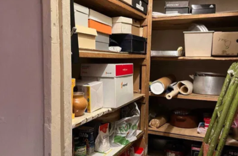 Storage room in a Stalinka apartment in Kyiv Centre