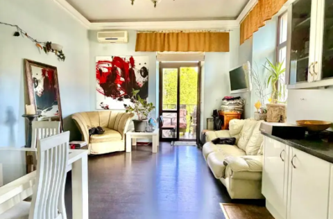 Open-plan kitchen-living room in an apartment on Antonovycha Street 23, Kyiv