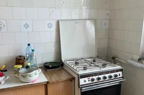 Kitchen in a Stalinka apartment in Kyiv Centre