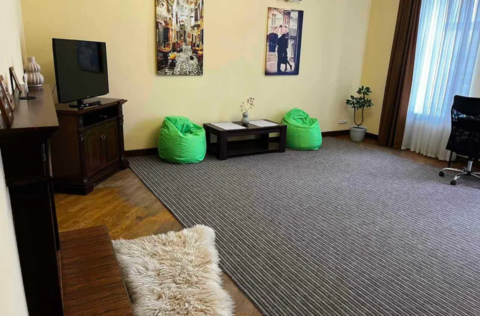 Vestor.Estate living room at Shota Rustaveli 34 Kyiv real estate