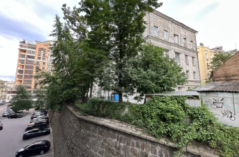 Backyard view from an apartment on Khreshchatyk Street, Kyiv