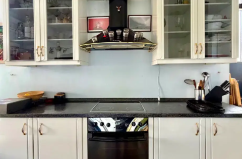 Kitchen in an apartment on Antonovycha Street 23, Kyiv