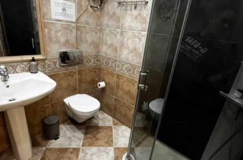 Vestor.Estate bathroom at Shota Rustaveli 34 pre-revolutionary Kyiv real estate