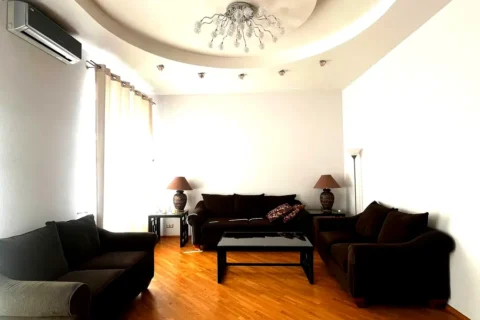 1868888311526400.jpg