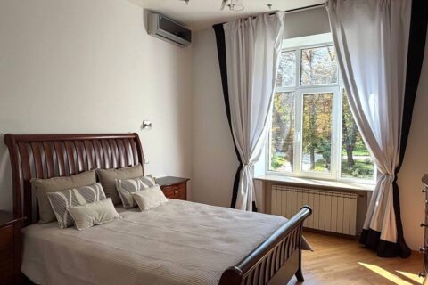 bedroom_main