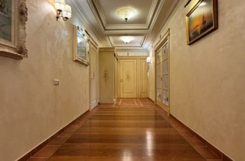 Corridor in a renovated apartment on Yevhena Chykalenka Street, Kyiv