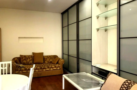 Living room in a stalinka apartment on Tarasivska Street 7, Kyiv