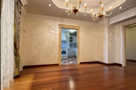 Living room in a renovated apartment on Yevhena Chykalenka Street, Kyiv
