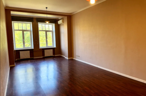 Bedroom in a Stalinka apartment on Ivana Kozlovskoho Lane, Kyiv