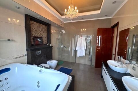 Bathroom in a renovated apartment on Velyka Vasylkivska Street, Kyiv