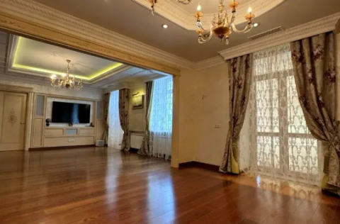 Living room in a renovated apartment on Yevhena Chykalenka Street, Kyiv