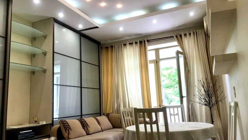 Living room in a stalinka apartment on Tarasivska Street 7, Kyiv