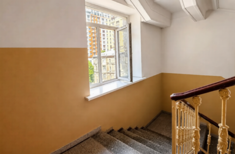 Staircase in a Stalinka building on Khreshchatyk Street 29, Kyiv