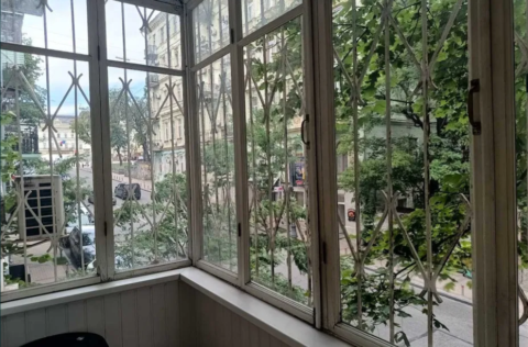Balcony in an apartment on Zankovetskoi Street 7, Kyiv