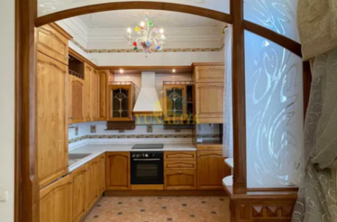 Kitchen in a duplex penthouse on Arkhitektora Horodetskoho Street 15, Kyiv
