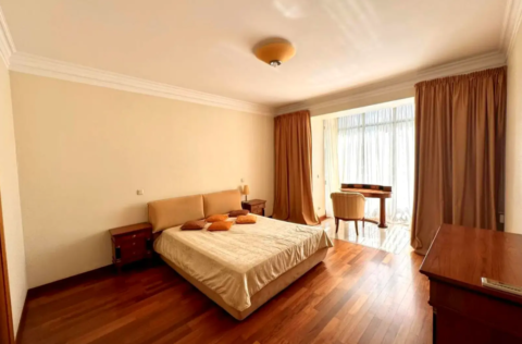 Bedroom in a renovated apartment on Observatorna Street 10, Kyiv
