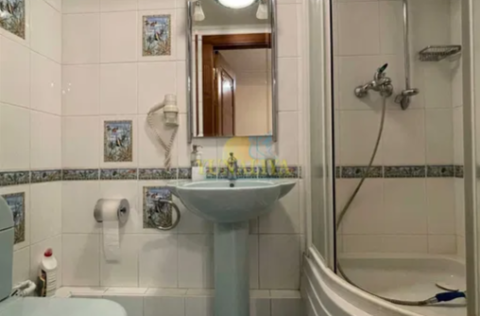 Bathroom in a duplex penthouse on Arkhitektora Horodetskoho Street 15, Kyiv