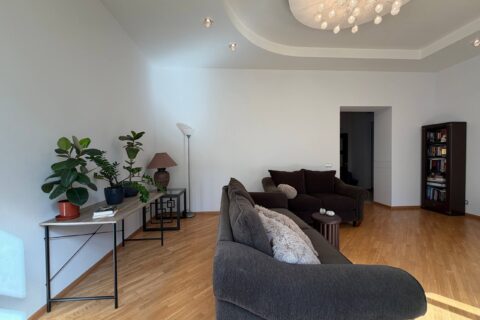 livingroom_side